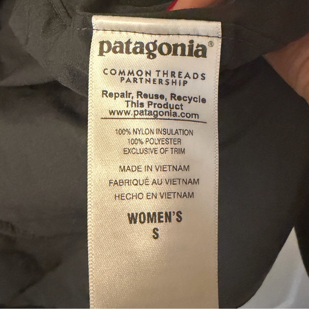 Patagonia Women's Black Nano-Air Hoody Jacket - Size Small - Picture 4 of 9